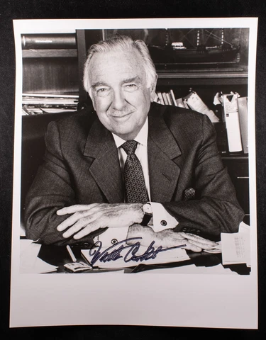 Walter Cronkite 8x10 Autographed Photo American Broadcast Journalist Cover