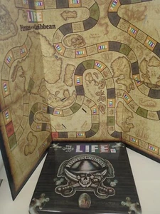 Game of Life Pirates of the Caribbean Dead Men Tell No Tales Tin Box Complete - Picture 1 of 13