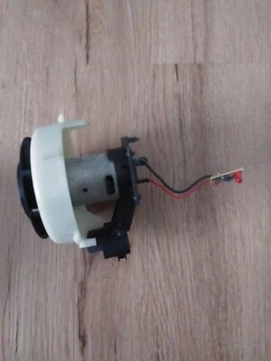 BLACK+DECKER HHVI320JR02 Magic Blue Handheld Vacuum Cleaner  motor - Image 1 of 2