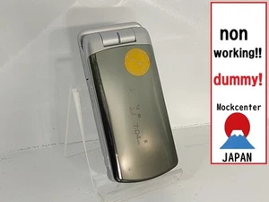 【Factice !】 Sony Ericsson SO704i (couleur argent) docomo-japon téléphone portable qui ne fonctionne pas - Photo 1 sur 3