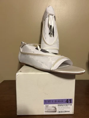 NUEVO Zapato Zara Para Mujer EE. UU. 10 Malla Crudo Punta abierta Plano Correa para el Tobillo Edición Limitada Foto 1 de 4