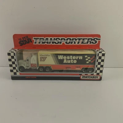 Matchbox Super Star Transporter CY104 - Western Auto livery - in box - Image 1 of 4