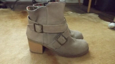 Boots BC beige 40 Wildleder gebraucht - Bild 1 von 4