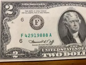 1976 $2 Bill, Lucky #888 Serial Number CU Condition SKU# 35221 - Picture 1 of 3