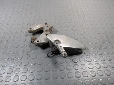 Cabide de apoio para os pés dianteiro direito YAMAHA YZF 600 R Thundercat 1996-2002 29763551 - Imagem 1 de 4