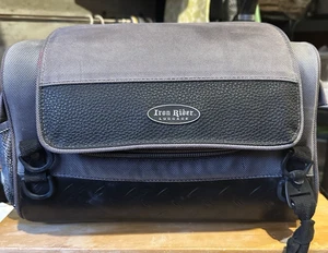 Iron River DOWCO Maleta Maletero Almacenamiento Moto Más Extras Cubierta Lluvia - Imagen 1 de 21