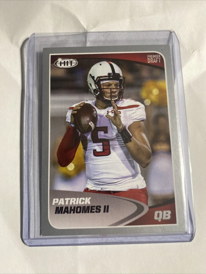2017 Sage Hit - Patrick Mahomes II #5 Silver (RC) - Image 1 of 2