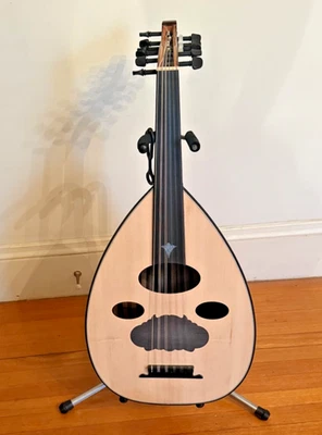 Nuevo Anuncio Arabic Oud Foto 1 de 4