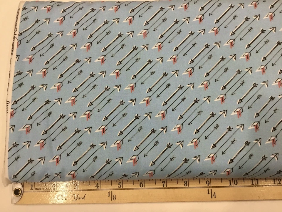 Tela de trabajo de escritorio Windham # 40654-2 flechas de Fierce Mally - por yarda Foto 1 de 1