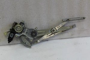 1992 TOYOTA LAND CRUISER RIGHT FRONT DOOR WINDOW REGULATOR + MOTOR 85710-60010 - Picture 1 of 10