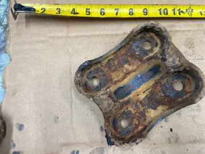 GMC 1996-1999 EX.CAB silla de montar de resorte de hoja trasera Foto 1 de 4