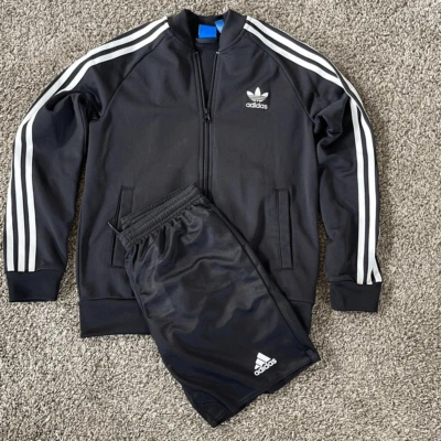 Adidas мальчиков полоски куртка и шорты размер средний 11/12 - Изображение 1 из 4