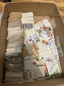 5 x Soccer Cigarette/tobacco Cards Random Lot 1920’s-30’s - Picture 1 of 6