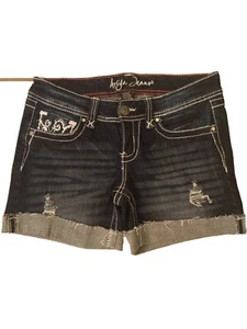 Juniors Size 5-6 Ariya Jeans Shorts Dark Denim Holes & Decorative pockets NWOT - Picture 1 of 6