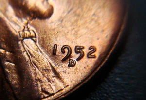 1952-D/S Lincoln Wheat Cent - OMM #1 / Breen 2206 - FS-01-1952D-511 - Red - BU - Picture 1 of 3