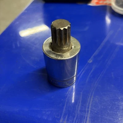 Snap-on Tools  1/2" Drive STUBBY Metric 18mm TRIPLE SQUARE Socket STSM18SE - Image 1 of 4