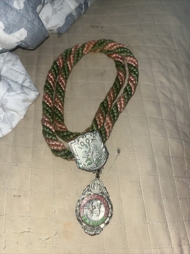 Foto 1 di 8