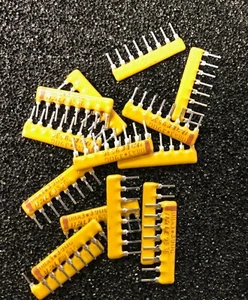 DALE 08A3-390G Thick Film Network Resistors Array 39 Ohm SIP-8 Bussed Qty.10 - Picture 1 of 1