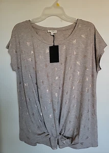 Jane & Delancey Top Womens  L Sleeve T-Shirt beige Gold Bee Print Round-Neck NEW - Picture 1 of 3