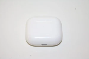 Estuche de carga inalámbrico Apple AirPods 3ª generación A2566 SOLO ESTUCHE genuino - Imagen 1 de 7