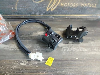 TO-R3616 - BLOCCHETTO DEVIOLUCI SX APRILIA ATLANTIC 500 '01-'04 - AP8127100 - Immagine 1 di 4