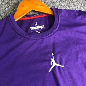 Nike Jordan Training Shirt Mens Large Purple Short Sleeve Compression Gym Fitted - Picture 1 of 9