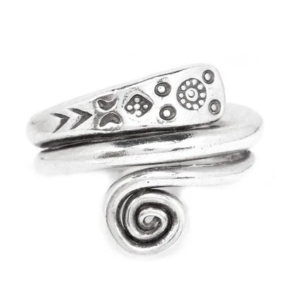 HANDMADE VINTAGE 925 STERLING SILVER  RING SIZE 7 - Image 1 of 4