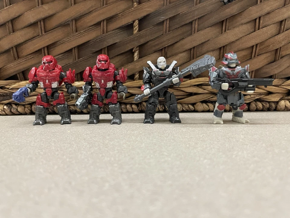 Lote Banished Brute Jiralhanae Halo Mega Construx Escharum Chieftain Infinite War - Imagem 1 de 3