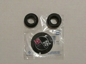 NOS Cross Flags Valve Cover Emblem & 2 NOS Grommets - Picture 1 of 10