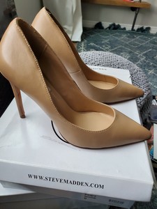 steve madden dahlia pump