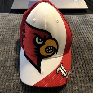 Adidas Louisville Cardinals Structured Flex Baseball Hat Cap Size S/M - Picture 1 of 12