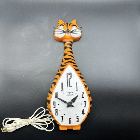 1950s Spartus Kitty Clock Orange with Black Stripes Clock WORKS! Missing tail Cover
