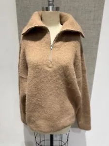 Authentic NWT $465 VINCE Alpaca Sweater Size M - Picture 1 of 9