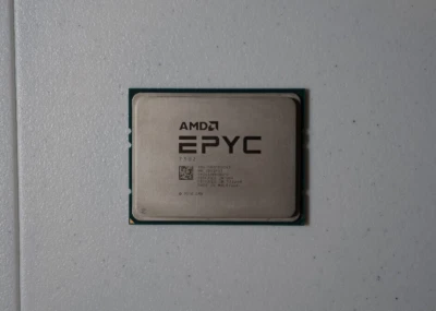 AMD EPYC 7302 16 Core 3.3GHz SP3 Server Processor - Image 1 of 4