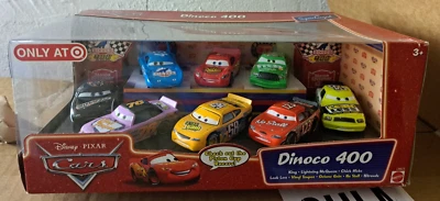 CARS - DINOCO 400 8 pack CHICK KING VINYL TOUPEE OCTANE GAIN-Mattel Disney Pixar - Immagine 1 di 3