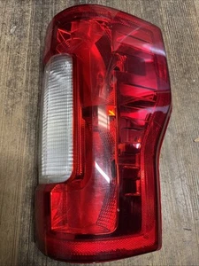 2017 2018 2019 Ford OEM F250 F350 Right Passenger Rear Tail Light HC3B-13B504-A - Picture 1 of 12