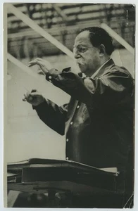 The musician and conductor Pierre Monteux (1875-1964) in the United States. - Picture 1 of 2