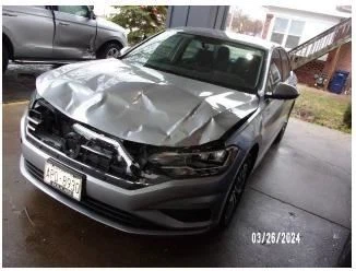 Alternator Valeo Manufacturer Fits 21-24 JETTA 4306737 - Image 1 of 4