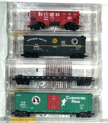 MICRO-TRAINS N SCALE FALLEN FLAGES 4 PACK BURLINGTON NORTHERN 21212 - Image 1 of 3