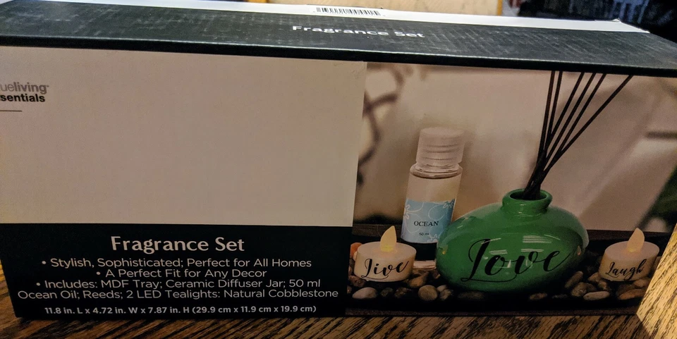 Trueliving Essentials Fragrance Set Aromatherapy Smell Diffuser Decor Gift NEW - Image 1 of 3