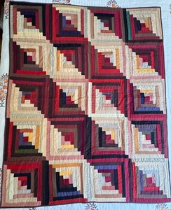 Trapunta culla patchwork vintage capanna di tronchi fatta a mano con linguette da appendere 44" x 56" A287 - Foto 1 di 7