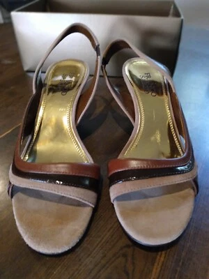 AUTÉNTICAS SANDALIAS SALVATORE FERRAGAMO 4" TACÓN STILETTO GAMUZA CUERO TOSTADO TALLA 7 M USADAS EN EXCELENTE ESTADO Foto 1 de 4