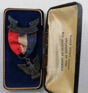 Eagle Scout Medal 1933 - 1954 Robbins ROB3 w/ Presentation Case [EG178] - Picture 1 of 6