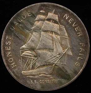 Ronda de arte de plata vintage USS Constitution Liberty Mint .999 1 oz - tonificada (64475) - Imagen 1 de 2