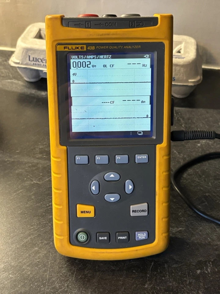 Analizador de calidad eléctrica Fluke 43B con cable de alimentación y abrazadera Foto 1 de 4