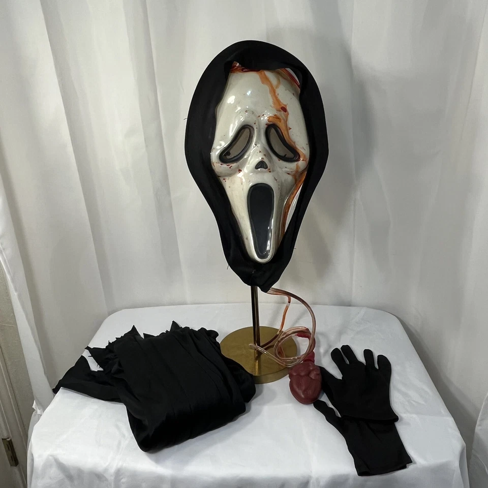 Bleeding Ghost Face Scream Halloween Costume By Funworld Boys Size 10-12 - Image 1 of 4
