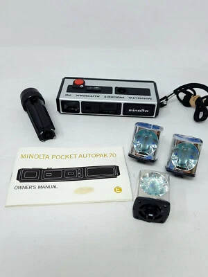 Paquete automático de bolsillo Minolta 70 vintage - con cubos de flash, soporte y manual Foto 1 de 4