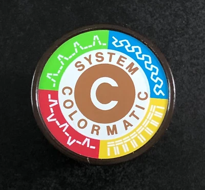 Husqvarna Viking Utility Colormatic C Cam para máquinas de coser serie 6000 Foto 1 de 4