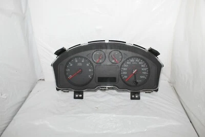 Cuadro de instrumentos velocímetro medidor de panel 06 Ford Freestyle 112.980 millas Foto 1 de 4
