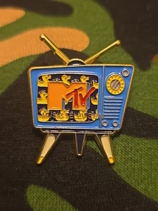 I WANT MY MTV Enamel Lapel Lanyard Hat Pin Metal Badge Nostalgic Retro 80's - Picture 1 of 2